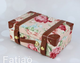 Doll BJD Dollfie Vintage Leather Miniature suitcase Trunk Bag - Pink Floral