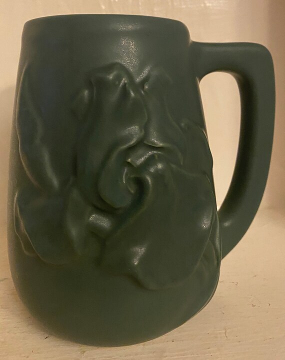 VAN BRIGGLE POTTERY Ltd Edition Centennial Green Iris Mug