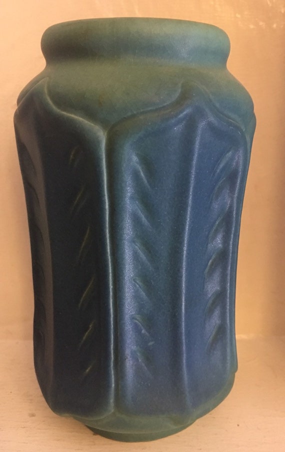 Van Briggle Pottery USA 1920s 8" VASE #852 Mulberry~Tobacco leaves
