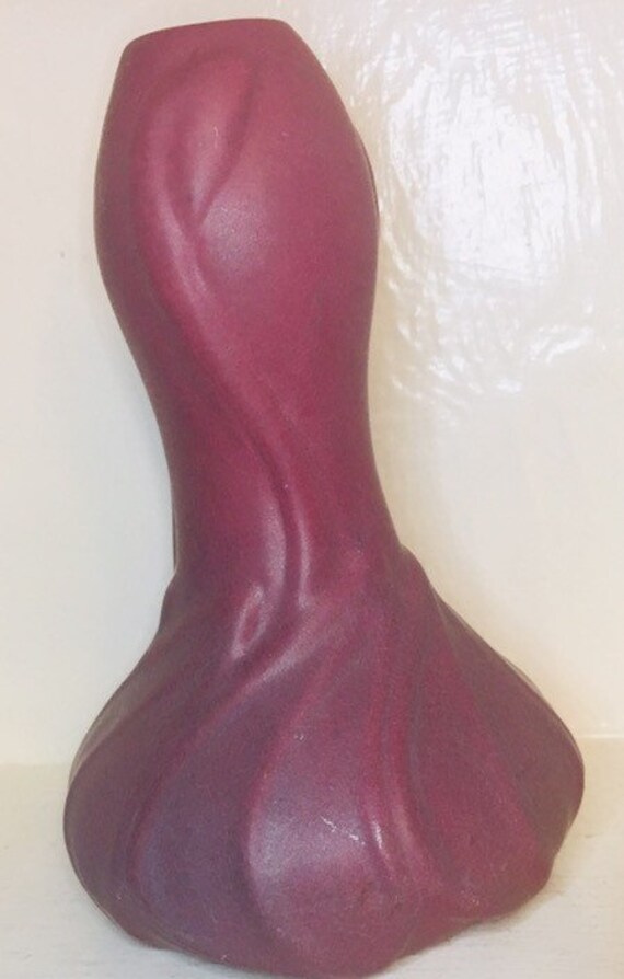 Van Briggle Pottery 1930's Mullberry Tulip Bud And Leave Ceramic Vase Shape 666