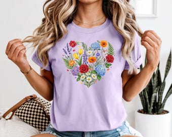 Pressed Wildflower Tshirt, Botanical Floral Tee Wildflowers Shirt, Botanical Graphic Tee, Vintage Pressed Flowers Shirt, Gift For Gardener