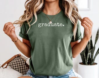 Graduate Class of 2026 Tshirt, Mom Graduierung Shirt, Graduierung Tshirt, Zurück zu Schule Senior TShirt, College Senior Abschluss Geschenk