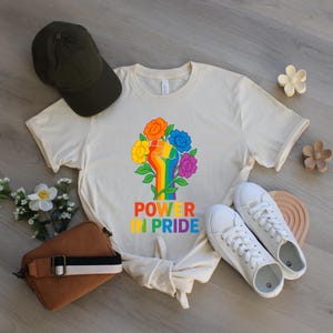 Power in Pride Shirt, Stolz, LGBTQ Geschenk Shirt Liebe für alle Regenbogen Pride Shirt Die Zukunft ist inklusive Sweatshirt Trans Rechte Shirt