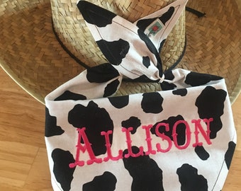 Personalized Name COWBOY/Rodeo Bandana 1ST BIB/BURLAP/ Double-Sided Bandana Bib/Western Party Accessory/1st Birthday Party-Rodeo Party