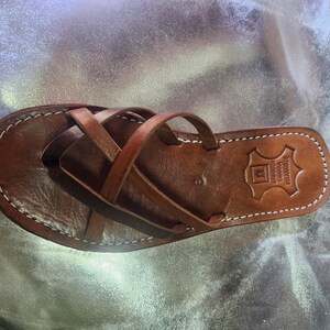 moroccan leather sandals, handmade sandals women, summer sandals, boho chic sandals, open toe sandals, leather flats, slip on shoes, artisanal sandals, moroccan fashion, boho shoes, minimalist sandals, summer shoes women, comfy leather sandals, gift for her, brown sandals women, moroccan handmade, leather strappy sandals, natural leather slides, eco sandals, moroccan gift idea, handmade morocco, rustic sandals, summer fashion women, brown boho shoes, moroccan artisan, tan leather sandals