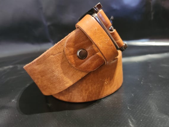 Handmade Moroccan Leather Belt for Men – Classic Brown  display picture 1