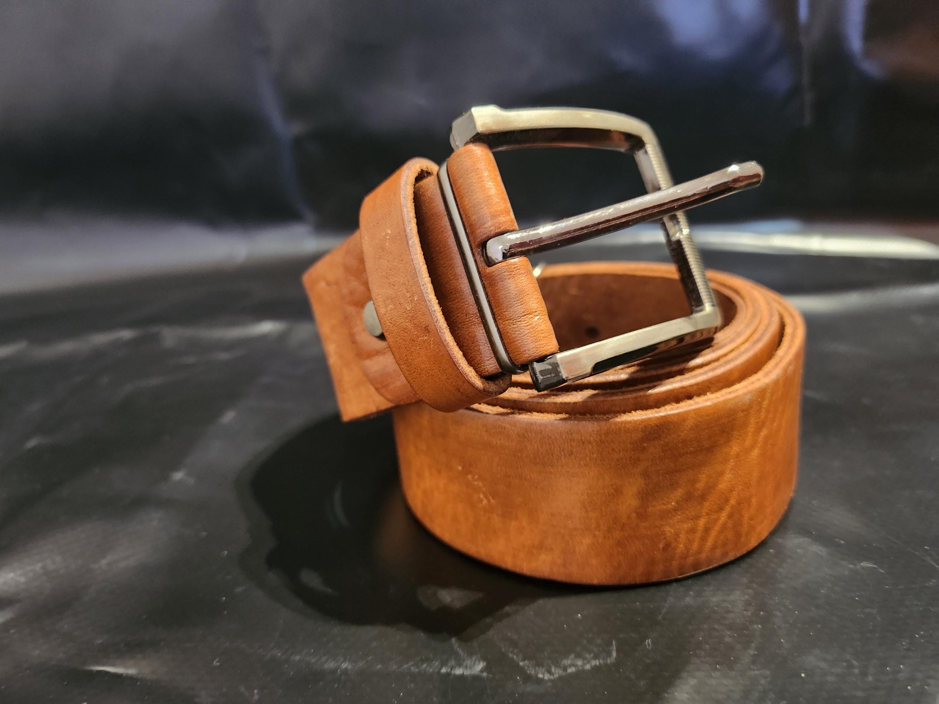 Handmade Moroccan Leather Belt for Men – Classic Brown  display picture 3