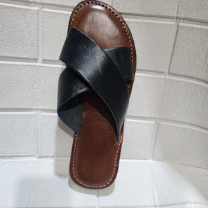 Handmade Moroccan Black Leather Sandals for Women – Artisan Summer Sandals, Crisscross Design – ArtisanMoroccAtelier