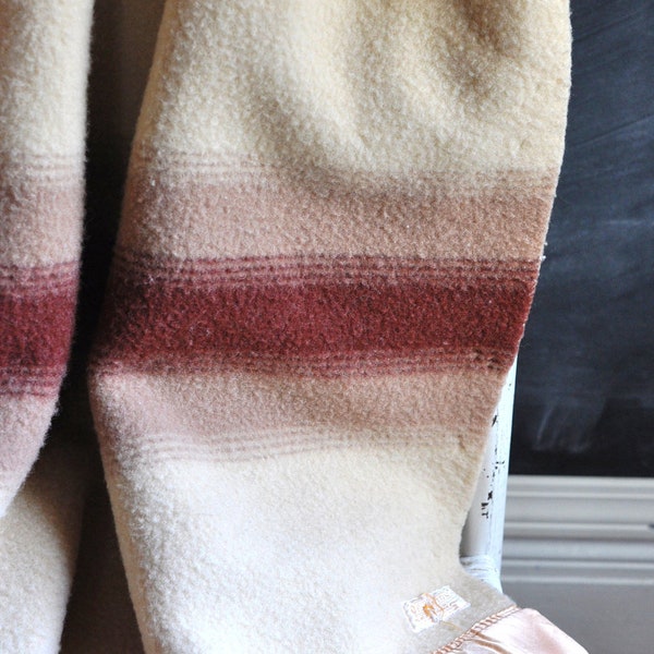 Vintage Pendleton Wool Camp Blanket Cream and  Deep Coral