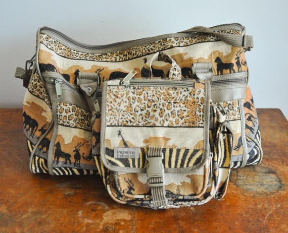safari carry bag