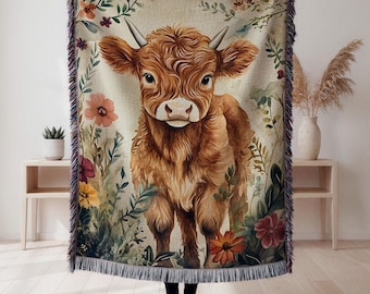 Floral baby highland cow - Woven Blanket