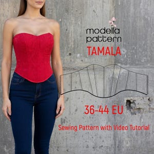 Könnte beinhalten: Ein rotes trägerloses Korsett-Top mit herzförmigem Ausschnitt. Das Bild enthält den Text "modella pattern TAMALA" und "36-44 EU Sewing Pattern with Video Tutorial". Das Model trägt eine dunkelblaue Jeans.