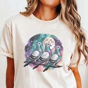 Pigeon Shirt, Cosmic Bird Graphic Tee, Retro Galaxy Pigeon Aesthetic Shirt, Funny Space Animal T-Shirt, Mooncore Gift for Bird Lovers