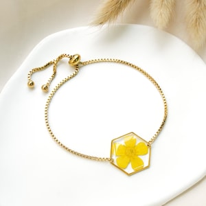 Pressed Flower Bracelet: Birth Month Charm, Gold/Silver Chain