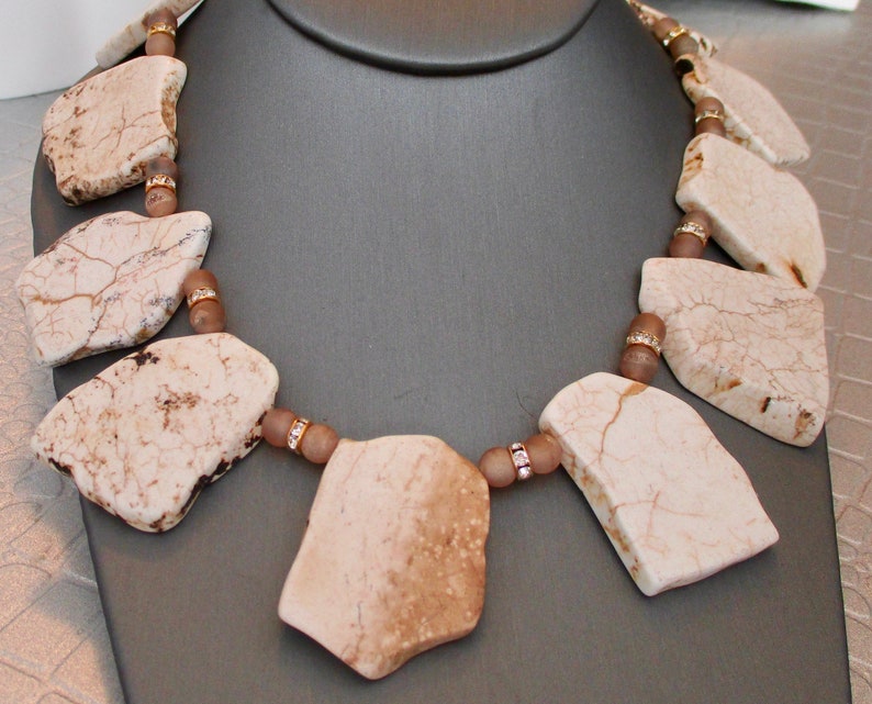 wholesale White Turquoise Slab Collar Necklace with druzy and rhinestone spacer beads