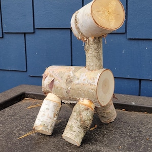 Reno de abedul, reno de tronco rústico, decoración navideña para exteriores, ciervo de madera, decoraciones navideñas rústicas, cachorro rústico