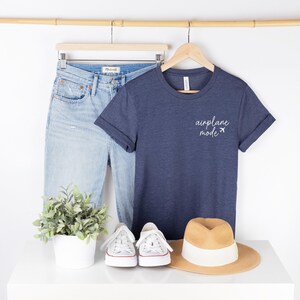 Travel Tshirt for Women, Airplane Mode Minimalist Shirt, Airplane Pocket Shirt, Adventurer Gift, Gift for Traveler, Vacation Mode Shirt zdjęcie 2