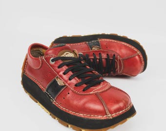 Art Company Rote Plateau Schuhe | Chunky Leder-Plateau | Größe 39