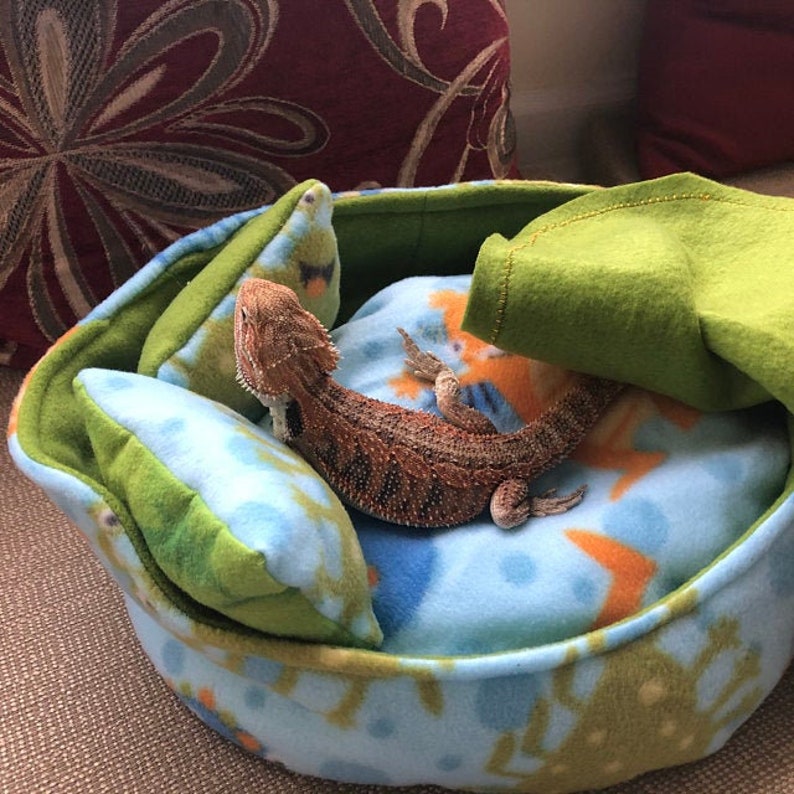 Cuddle Cup Fleece Pet Bed Bearded Dragon Bed fleece pet | Etsy