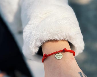 Paracord Bracelet, Adjustable Minimalist Cord Bracelet, Engraved Bracelet, Mom Bracelet, Initial Bracelet, Engraved Rope Bracelet