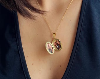 Oval Photo Necklace, Locket Necklace, Memorial Necklace, Delicate Necklace, Engraved Pole Star Necklace, Keepsake Necklace