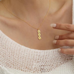 Pet Print Name Necklace, Personalized Tiny Dog Paw Necklace, Animal Necklace, Minimalist Pet Necklace, Engraved Letter Necklace