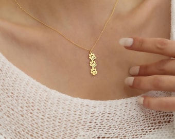Pet Print Name Necklace, Personalized Tiny Dog Paw Necklace, Animal Necklace, Minimalist Pet Necklace, Engraved Letter Necklace