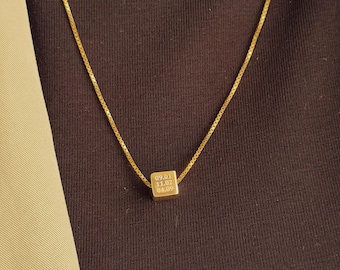 Dainty Cube Shaped Necklace, Dice Cube Initial Necklace, Personalized Tiny Letter Necklace, Friendship Necklace, Date Necklace