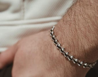 Vintage Bicycle Chain Bracelet, Punk Rock Bicycle Chain Bracelet, Motorcycle Chain, Gothic Chain Bracelet