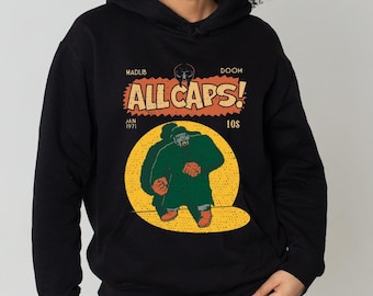 ✈ MADLIB MF DOOM (ALL CAPS!) Tシャツ All Caps - MF DOOM T-shirt, Mf Doom Graphic Tee, Doom Merch