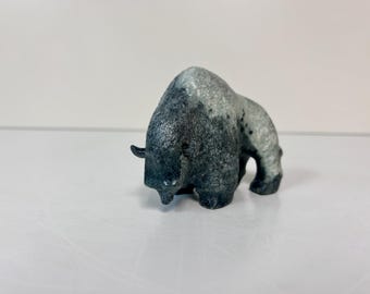 ケノジュアク作「魔法のフクロウ」｜石彫｜ケープドーセット、バフィン