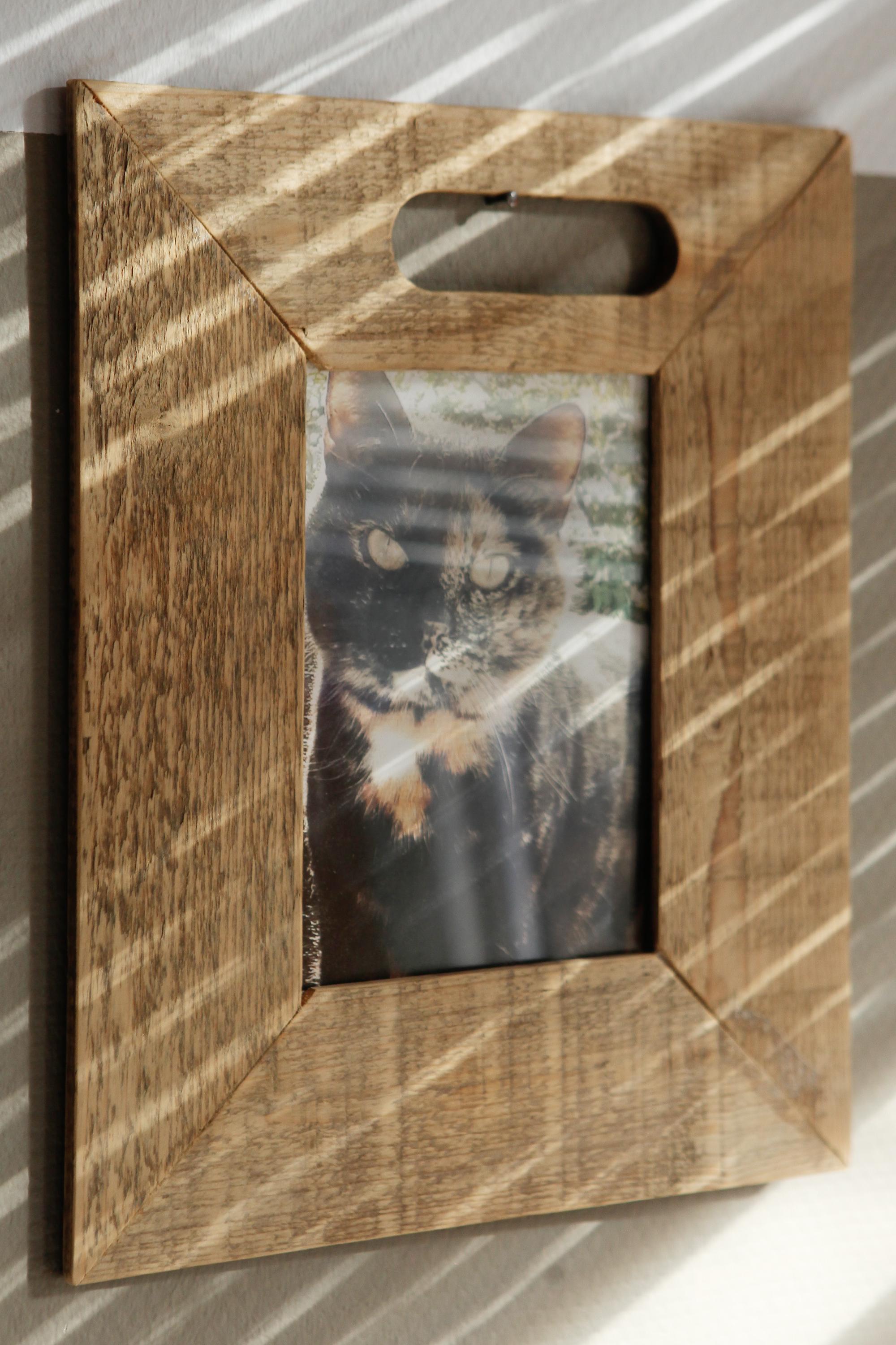 Cornice portafoto rustica in legno di fienile recuperato con