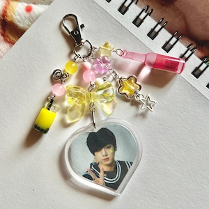 CUSTOM kpop idol keychains! | kpop keychains | accessories for kpop fan | bias keychains | gift | deco stickers | personalized charms |