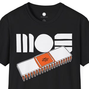 MOS 6502 mikroprocessor T-shirt | Handritad CPU-chip | Apple II Commodore Atari Vintage Retro datorhårdvara Hackergåva