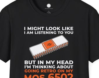 MOS 6502 Techniker Humor Shirt | In meinem Kopf Retro EDV | Apple 1 Notebook Geschenk | Lustiges Vintage Computer Geek Maker Tee