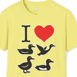 Maglietta &quot;Amo le anatre&quot; / Maglietta regalo per gli amanti delle anatre / Maglietta con uccelli acquatici divertenti / Abbigliamento per gli amanti della natura e degli animali / Regalo per la mamma di anatre