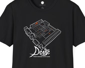 Camiseta Denise Amiga de Suecia con amor dibujada a mano / Regalo de ingeniero de placa mini-ITX MrA / Camiseta sueca de fabricante de computadoras retro