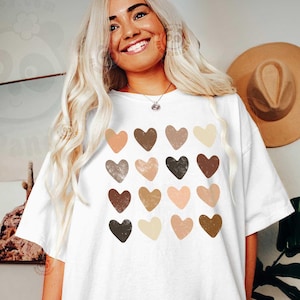 Hautfarben Herzen Shirt, Freundlichkeit Shirt, Gleichheit Shirt, Vielfalt Shirt, Anti Rassismus, soziale Gerechtigkeit, be Art Shirt Black Lives Matter