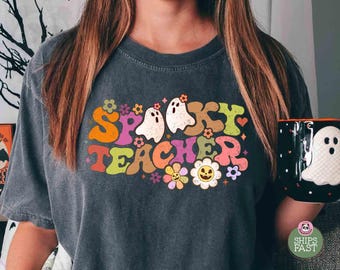 Comfort Colors Spooky Teacher T-Shirt, Retro Halloween Teacher Shirt, Ghost Pumpkin Graphic Tee, Cute Teacher Fall Shirt, Fall Classroom Top