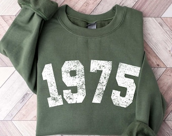 50th Birthday Sweatshirt, 1975 Sweatshirt, 50th Birthday Gift, Birthday Gift for Men, Distressed 1975 sweater, vintage 1975 birthday shirt