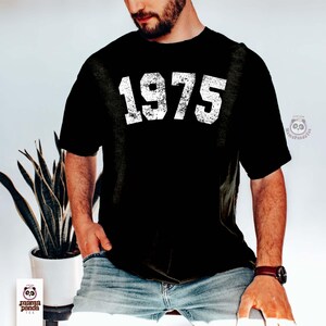 Vintage 51st Birthday T-shirt, 1975 shirt, 51st Birthday Gift, Birthday Gift for Women, Distressed 1975 tee, 1975 birthday shirt for dad Black