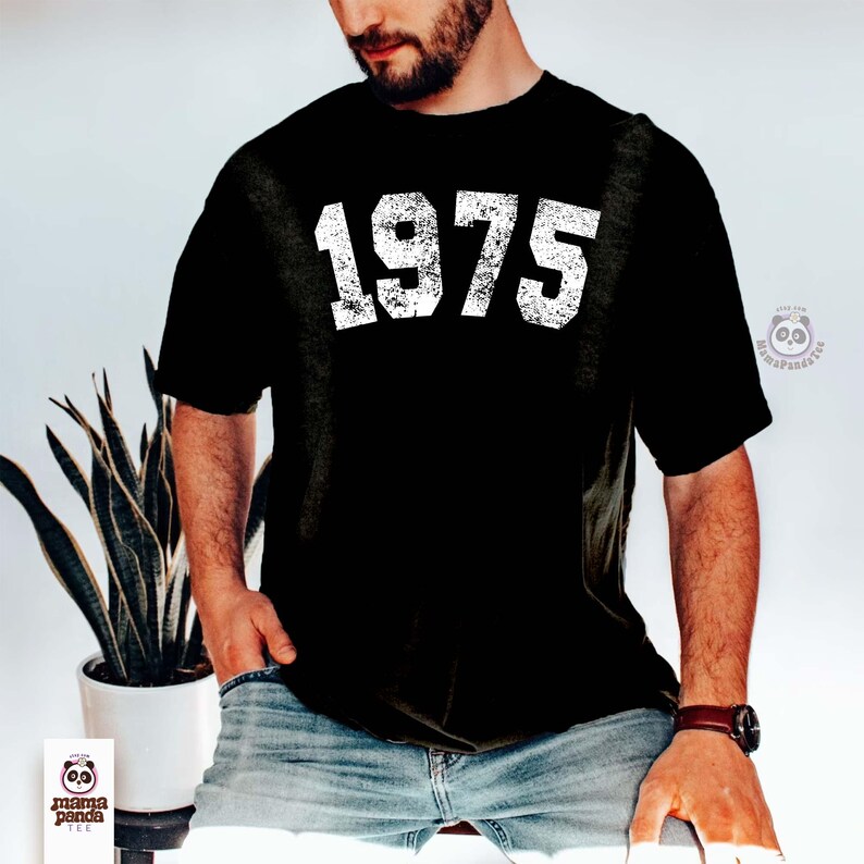 Vintage 51st Birthday T-shirt, 1975 shirt, 51st Birthday Gift, Birthday Gift for Women, Distressed 1975 tee, 1975 birthday shirt for dad Black