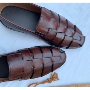 Handgefertigte Fischersandalen aus Leder für Herren: Gepolsterte Fußgewölbestütze aus Geniune Leder Chappal Bild 12