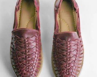 Handmade Leather Huarache Sandals: Mexican Artisan Women's Shoes - Mulberry Pink