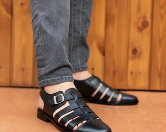 Fisherman Sandal, Men's Leather Closed-Toe Design with Adjustable Ankle Buckle