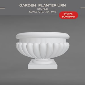 Puede incluir: Una jardinera blanca con un diseño acanalado. La jardinera tiene una parte superior ancha y redondeada y se asienta sobre una base cuadrada. El texto "GARDEN PLANTER URN" y "DESCARGA DIGITAL" son visibles.