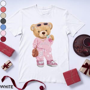 Bonita camiseta de osito de peluche. Camiseta rosa kawaii para mujer y adolescente. Camiseta estampada suave con estética de chica. Un regalo para ella.