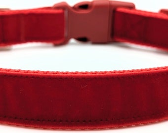Red Velvet Dog Collar / Christmas Velvet Dog Collar