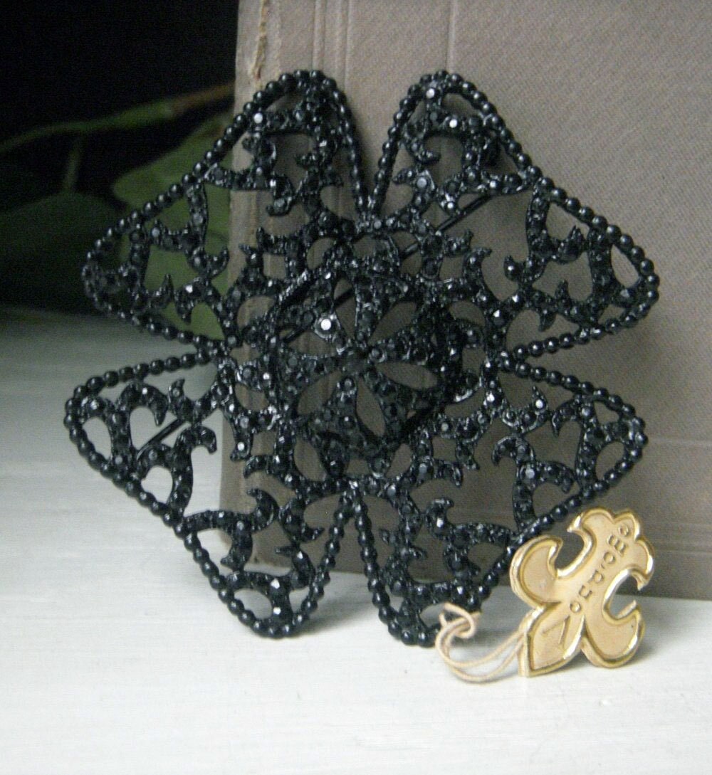 Vendome Brooch - Etsy