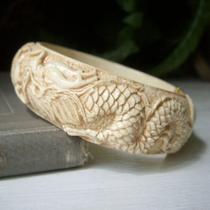 Chinese Carved Bone Dragon - Etsy display picture 1